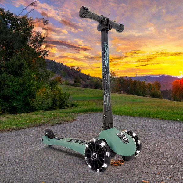 Scoot & Ride Highwaykick 3 LED|Forest